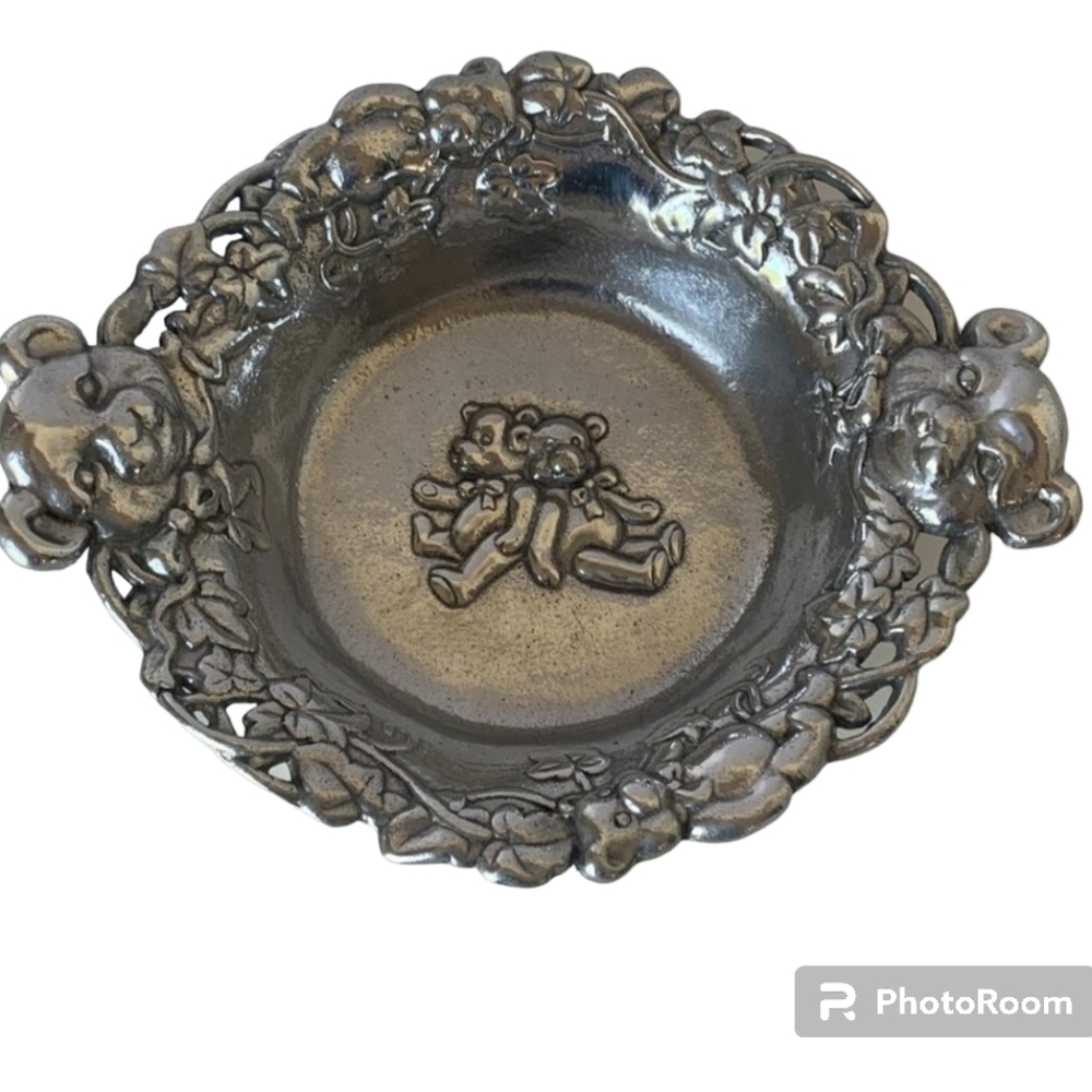 VINTAGE ARTHUR COURT BOTTLE HOLDER   EMBOSSED BEARS SIGNED  BOWL